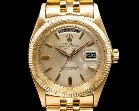 rolex oyster perpetual date watch champagne dial 18k gold|Rolex 1501 Oyster Perpetual date.